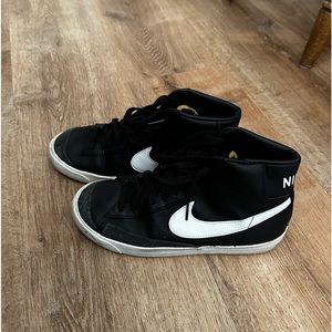 Nike Blazer High Top